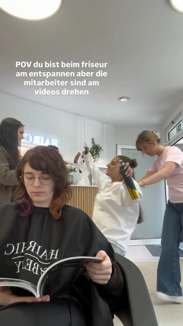 Bei uns ist entspannen groß geschrieben! ☺️💇‍♀️#reel #nrw #spaßaufderarbeit #hairgoals #viral